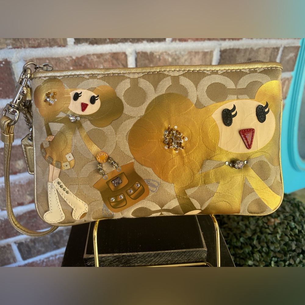 Coach Poppy Goldy Wristlet HTF Signature Canvas Clutch